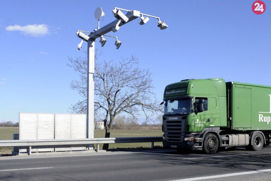 Ilustračný obrázok k článku Majitelia nákladných áut sa nepotešia: Sadzby mýta sa od januára zvýšia