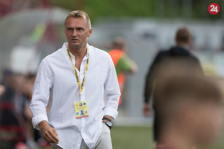 Ilustračný obrázok k článku Zmena na poste trénera ViOnu: Nový kormidelníkom sa stal Karol Praženica