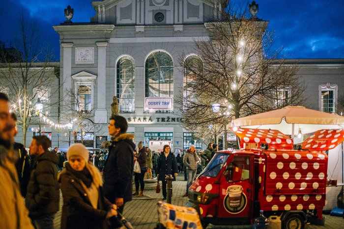 Ilustračný obrázok k článku Kam v Bratislave zadarmo: V striebornú nedeľu zažije Stará tržnica kúzelný deň