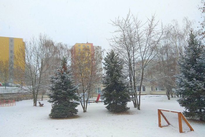 Ilustračný obrázok k článku Môžeme čakať zasnežené Vianoce? Predpovede meteorológov nepotešia