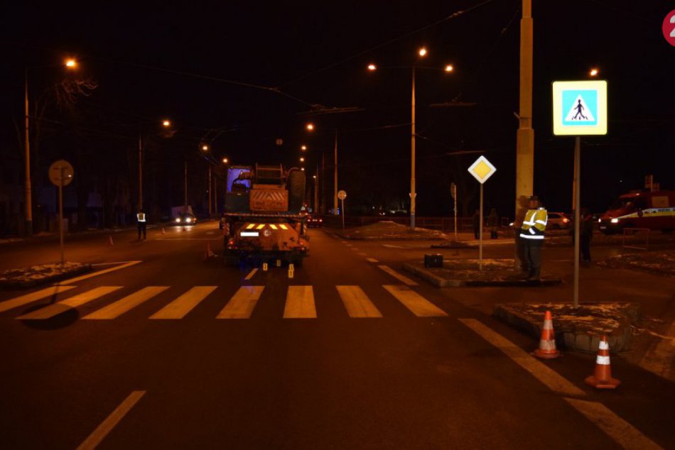 Ilustračný obrázok k článku V Prešove sa stalo nešťastie: Žeriav zrazil dvoch chodcov