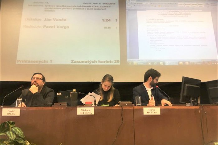 Ilustračný obrázok k článku Mzda novej viceprimátorky Nitry: Michaela Hefková si znížila výplatu o 800 eur