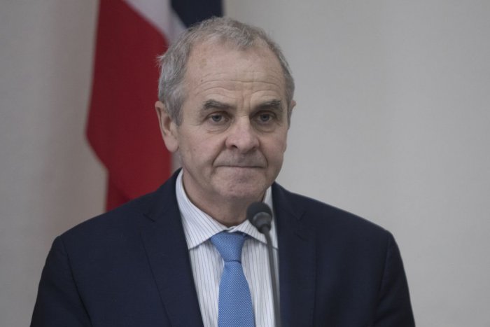 Ilustračný obrázok k článku Rast miezd pracovníkov a opravy ciest: Aj taký bol prvý rok úradovania Luntera