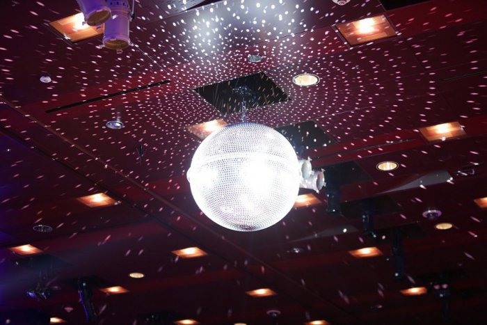 Ilustračný obrázok k článku Čaj o piatej v Bystrici aj v januári. O zábavu sa tentokrát postará tanečná skupina