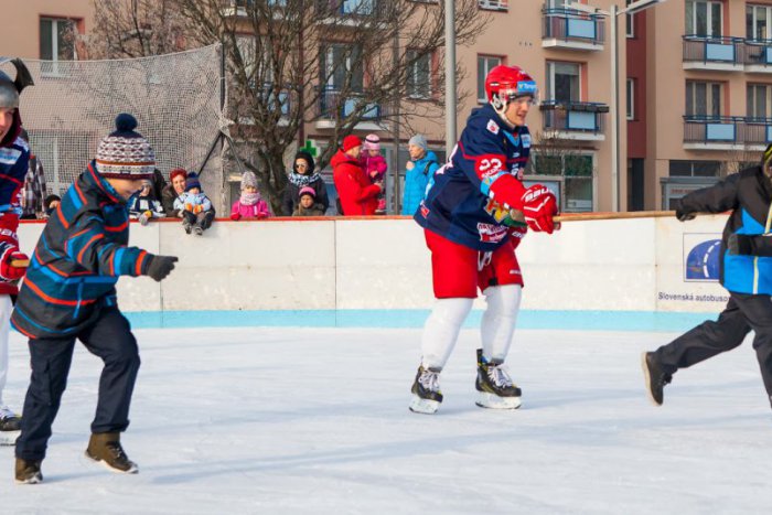 Ilustračný obrázok k článku Zvolenčania sa môžu tešiť: Mestskú ľadovú plochu otvoria už o pár dní