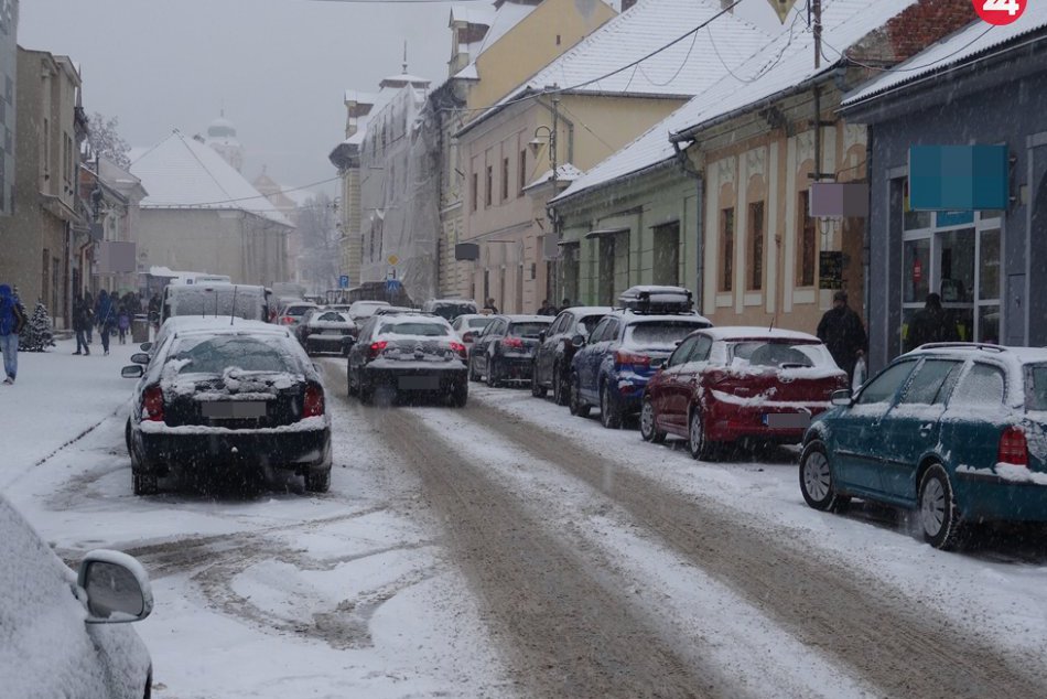 Ilustračný obrázok k článku RANNÁ ŠTVORKA: Streda prinesie na sever a východ sneženie, obloha bude zamračená