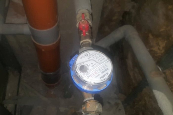 Ilustračný obrázok k článku Odpočty vykonávať nebudú: Stavy vodomerov môžete nahlásiť telefonicky alebo mailom