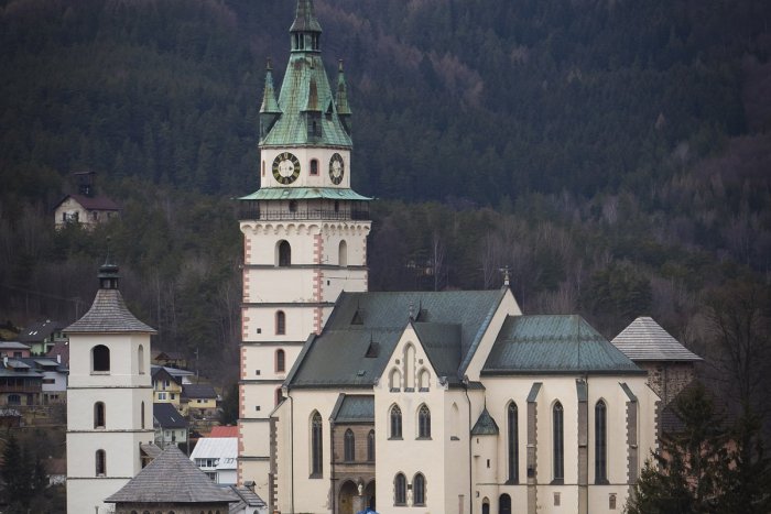 Ilustračný obrázok k článku Sviatočné obdobie na hrade v Kremnici trvá: Pripravená je vianočná rozprávka