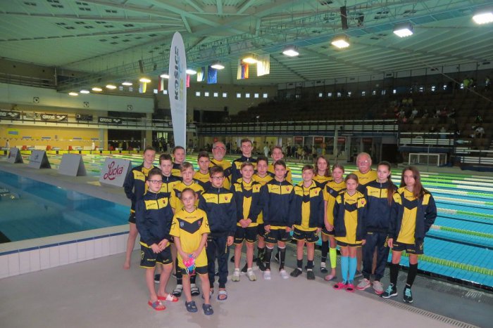 Ilustračný obrázok k článku Humenské talenty na medzinárodných pretekoch: Valerie vyplávala až štyri zlaté!