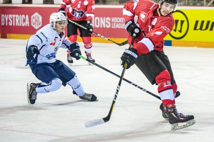 Ilustračný obrázok k článku Krídelník baranov končí. Útočník Varga už nebude pôsobiť v Bystrici