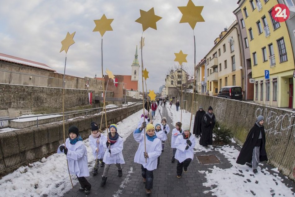 Ilustračný obrázok k článku Tipy na voľné dni: Neunavte sa príliš na párty, šetrite sily na Trojkráľový sprievod mestom