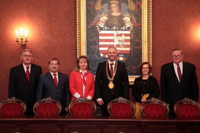 Ilustračný obrázok k článku Primátor Jaroslav Polaček slávnostne v novom roku privítal rektorov košických univerzít