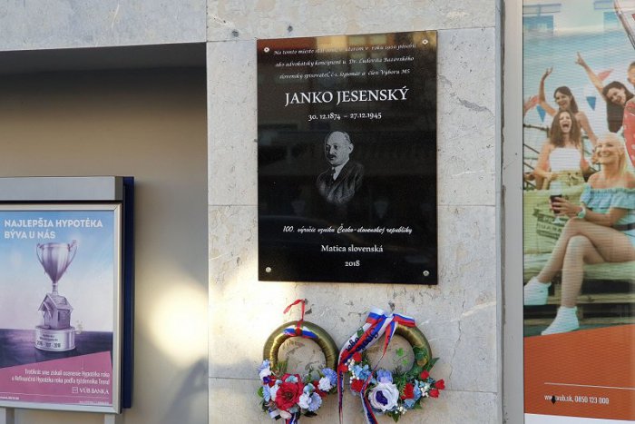 Ilustračný obrázok k článku FOTO: Pôsobenie J. Jesenského v meste pripomína nová pamätná tabuľa