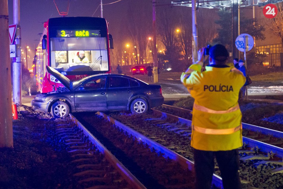 Ilustračný obrázok k článku Najnehodovejšími ulicami v roku 2018 boli Račianska, Panónska cesta a Gagarinova ulica