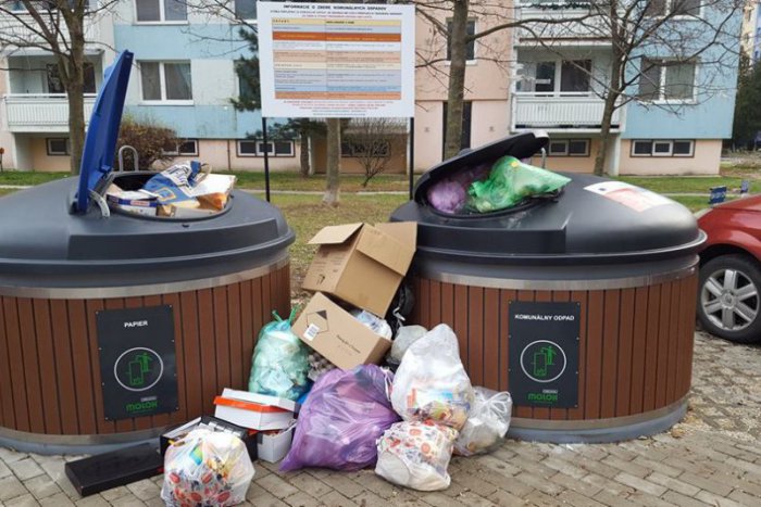 Ilustračný obrázok k článku Šalianska radnica prišla s kompromisom: Smeti riešia aj na sociálnej sieti, FOTO