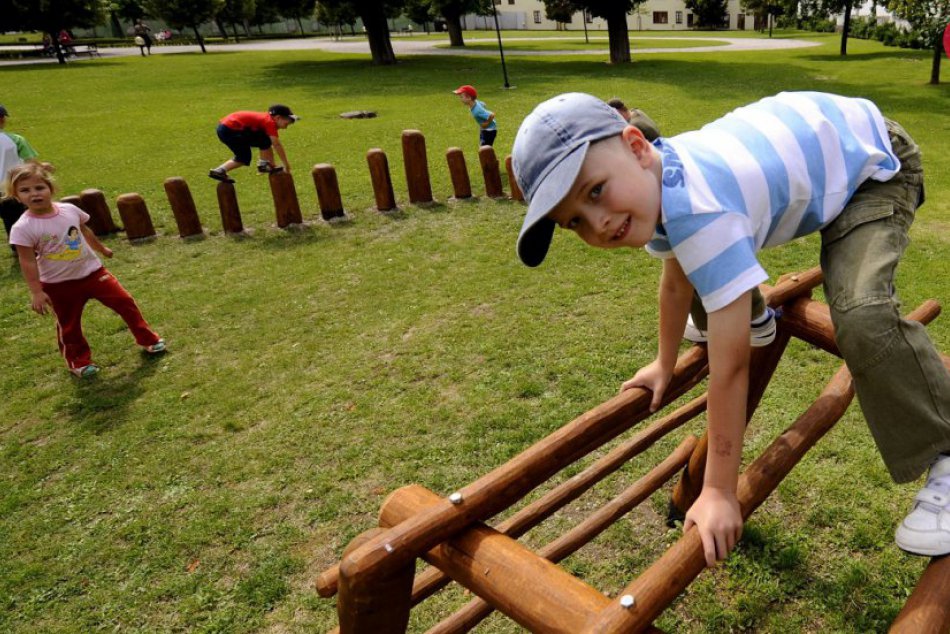 Ilustračný obrázok k článku Párovce budú krajšie: Pribudne relaxačná zóna aj detské ihrisko