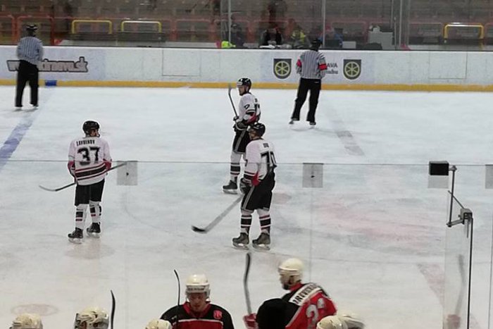 Ilustračný obrázok k článku Humenné  zvíťazilo nad Trnavou vysoko: Tesná prehra Gladiátorov s P. Bystricou