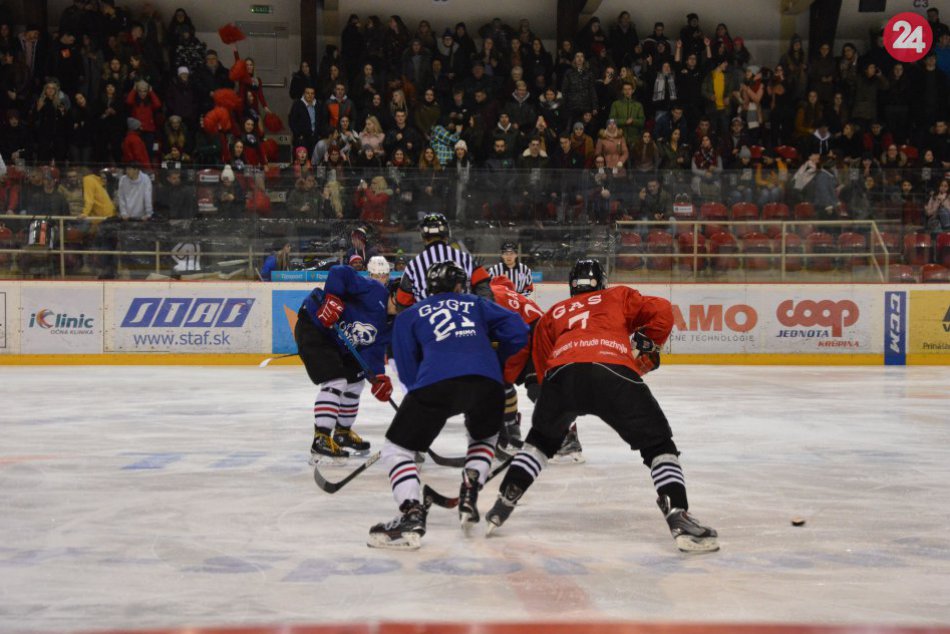 Ilustračný obrázok k článku FOTO: Napäté derby bystrických gymnázií. O víťazstvo sa bojovalo do posledných minút