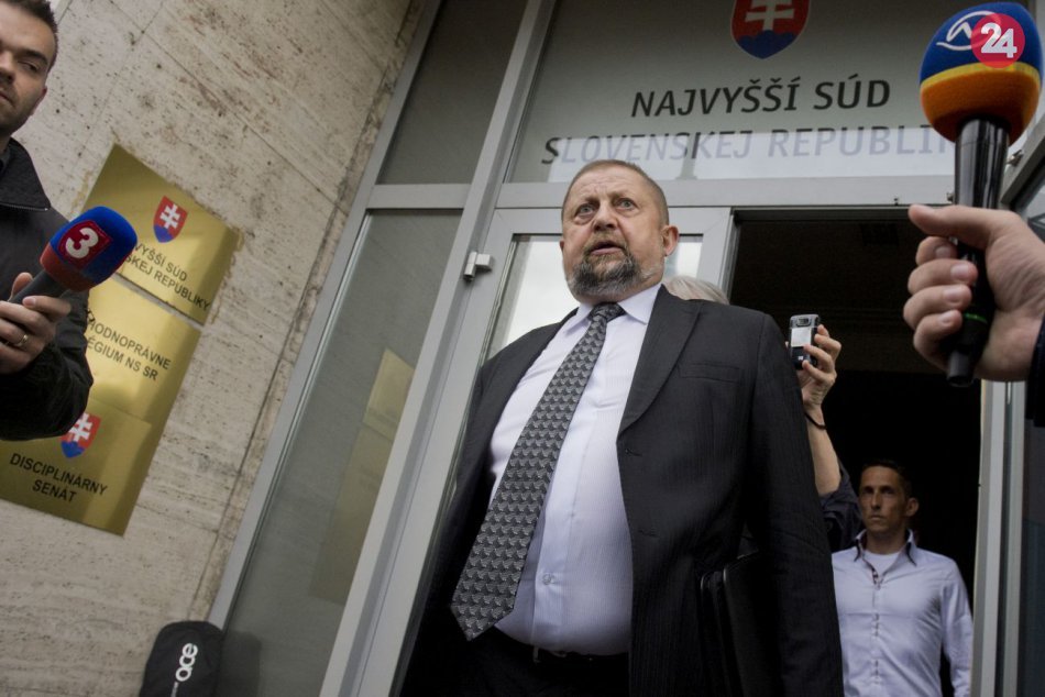 Ilustračný obrázok k článku Štefan Harabin bude kandidovať za predsedu Najvyššieho súdu SR