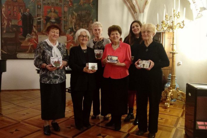 Ilustračný obrázok k článku Súťažný festival s 52 ročnou tradíciou: Prihlásiť sa môžu všetky ženy bez ohľadu na vek