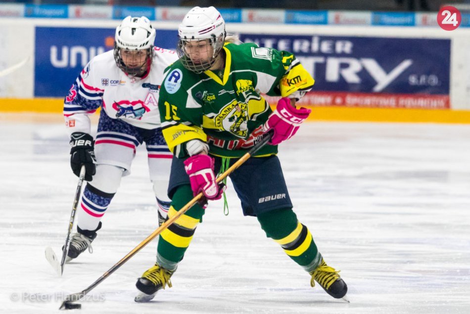 Ilustračný obrázok k článku Napínavé finále hokejistiek Prešova: V ženskej extralige urputne bojujú o titul