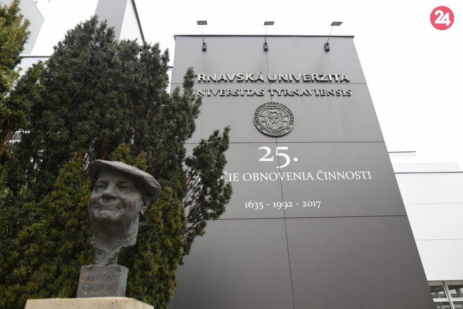 Ilustračný obrázok k článku Trnavská univerzita s novým rektorom:  Stane sa ním René Bílik