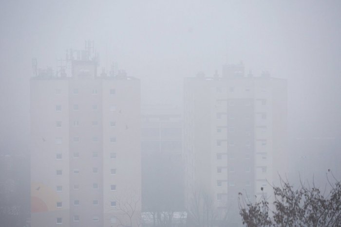 Ilustračný obrázok k článku Meteorológovia varovali pred SMOGOM v Jelšave: Nepriaznivú situáciu zistili aj v Bystrici