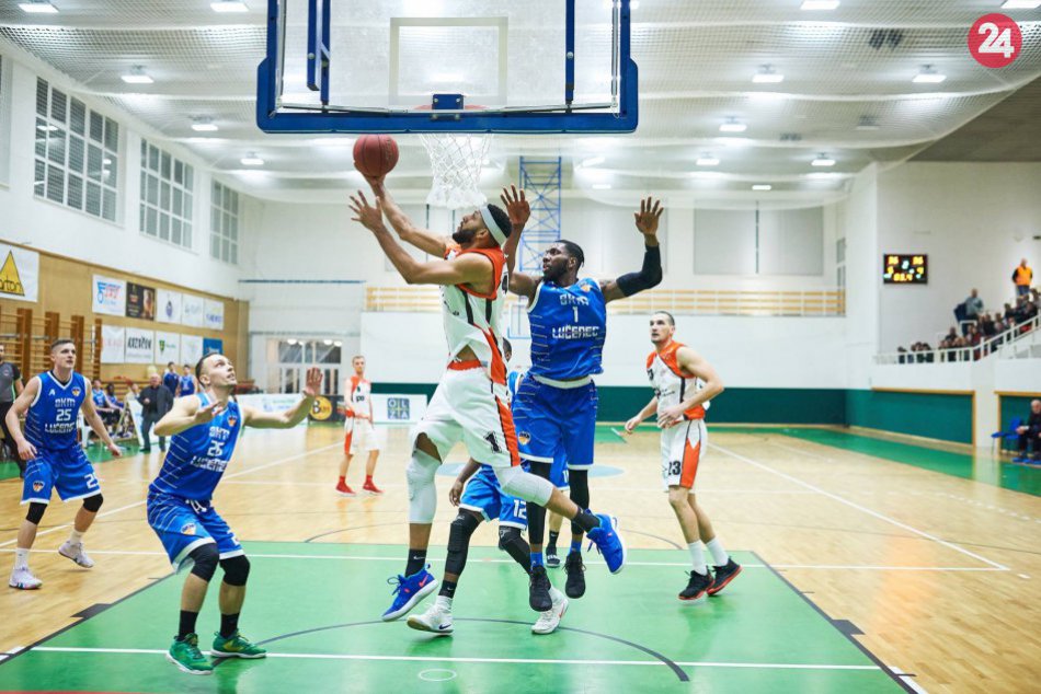 Ilustračný obrázok k článku Basketliga: Žilina doma po troch prehrách otočila, FOTO