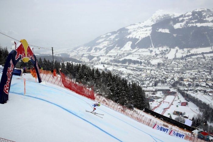 Ilustračný obrázok k článku Švédske lyžiarky hrdinkami: Zachránili život mužovi, ktorému zlyhalo srdce