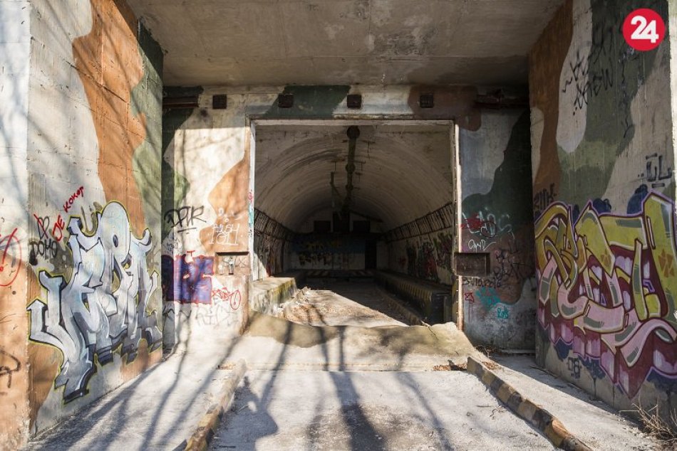 Ilustračný obrázok k článku Rezort obrany ponúka na predaj objekty na Devínskej Kobyle. Mesto rozmýšľa o ich využití