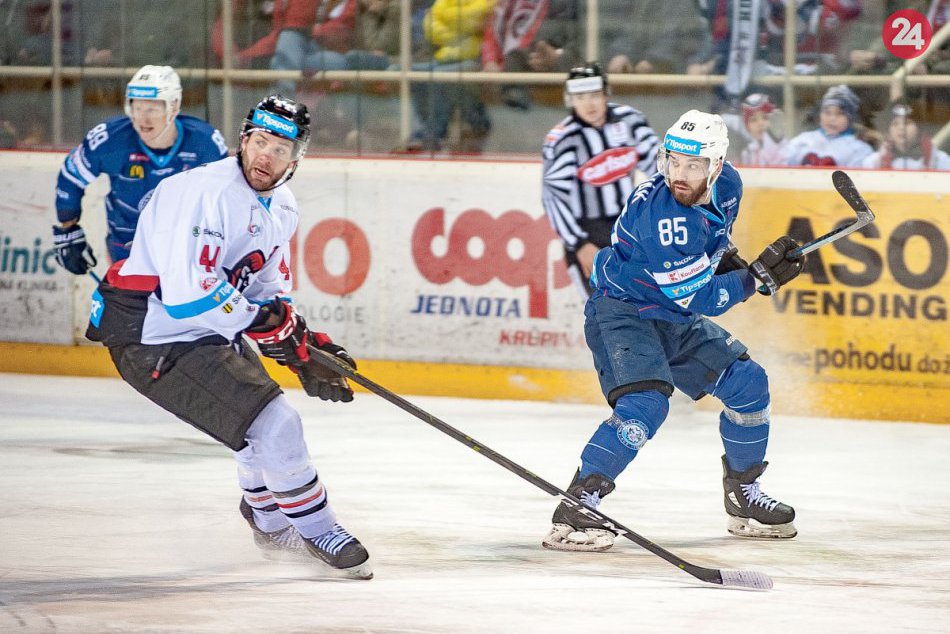 Ilustračný obrázok k článku Nitra natiahla negatívnu sériu s Bystricou: Prehrala o jediný gól, FOTO