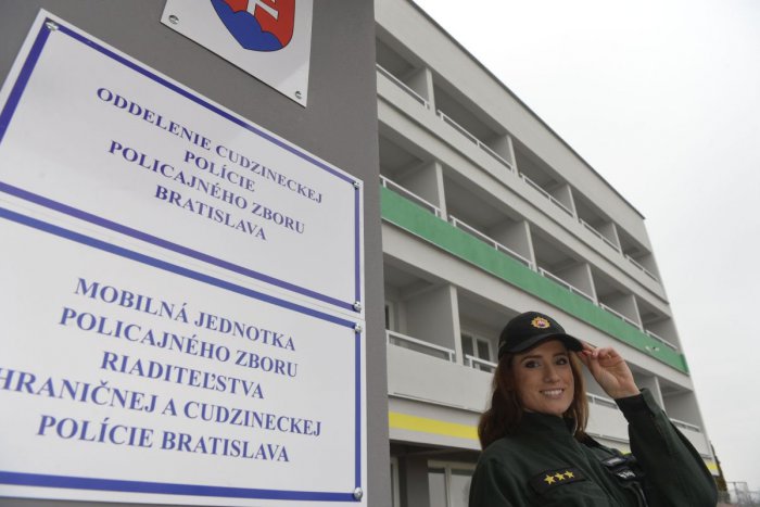 Ilustračný obrázok k článku Na Slovensku narastá počet legálne žijúcich cudzincov: Polícia musí reagovať