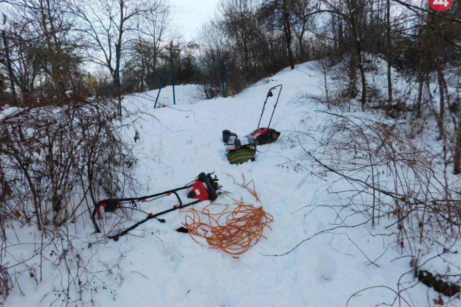 Ilustračný obrázok k článku Bystričanovi sa vlámali do chaty. Zlodeji sa však z lupu dlho netešili, FOTO