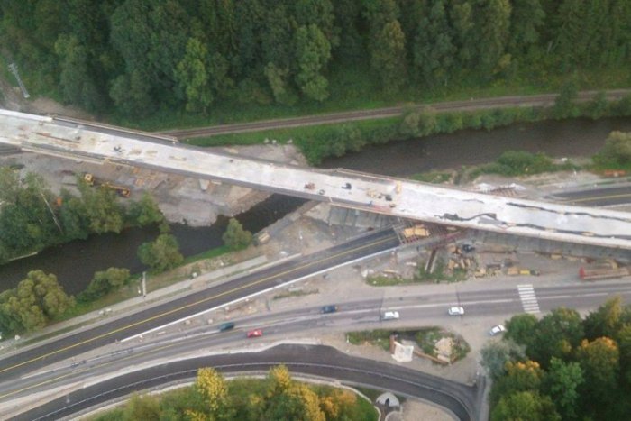 Ilustračný obrázok k článku Brezno by sa malo dočkať druhej etapy obchvatu i nových dieselových vlakov