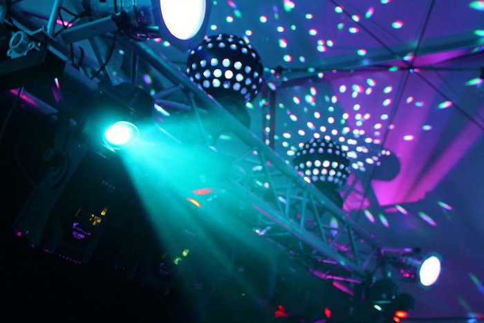 Ilustračný obrázok k článku Očakávaná tour, tanečná párty a známy showman: TOP víkendové akcie v Poprade