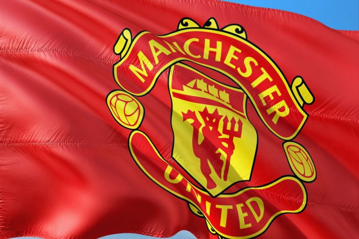 Ilustračný obrázok k článku KURIOZITA DŇA: Trénerovi Manchester United pomohla pri práci počítačová hra