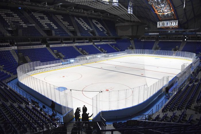 Ilustračný obrázok k článku Federácia je spokojná s prípravou šampionátu: Rieši ešte svetlá a tlačové centrum