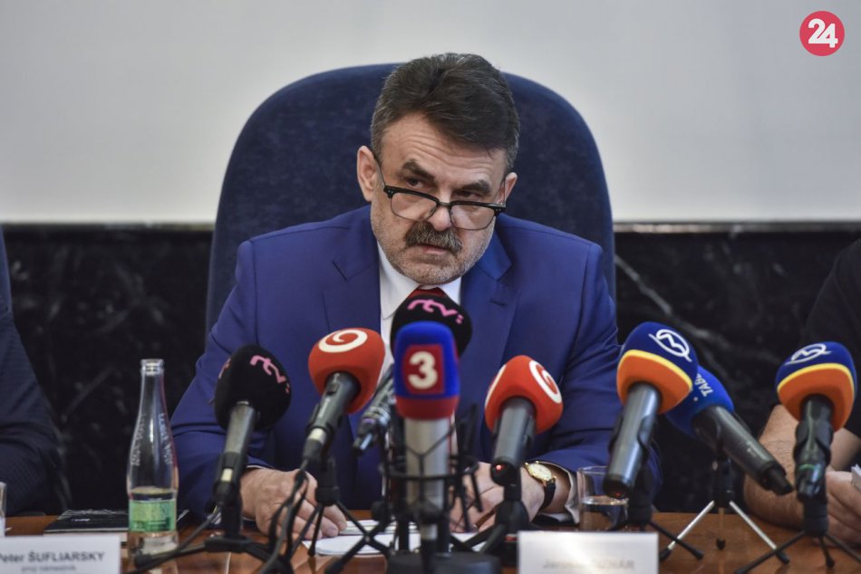 Ilustračný obrázok k článku Čižnár povedal, že mu Trnka prehral časť nahrávky Határa z kauzy Gorila