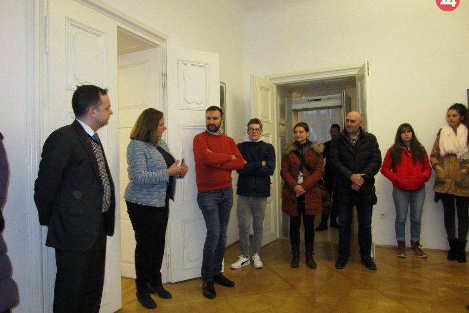 Ilustračný obrázok k článku Priateľstvo nielen cez internet: Obchodná akadémia hostila návštevu z Grécka