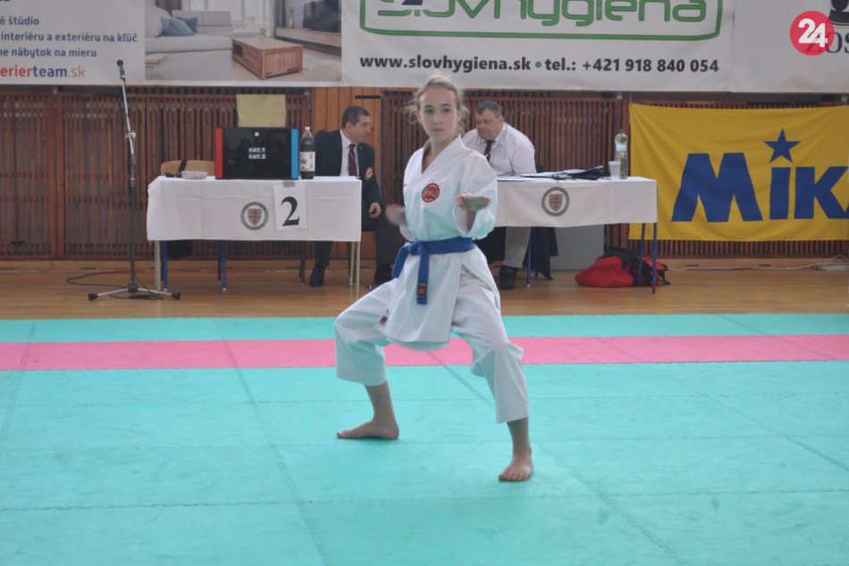 Ilustračný obrázok k článku Obrovský úspech popradských karatistiek: Z medzinárodnej súťaže s 8 medailami