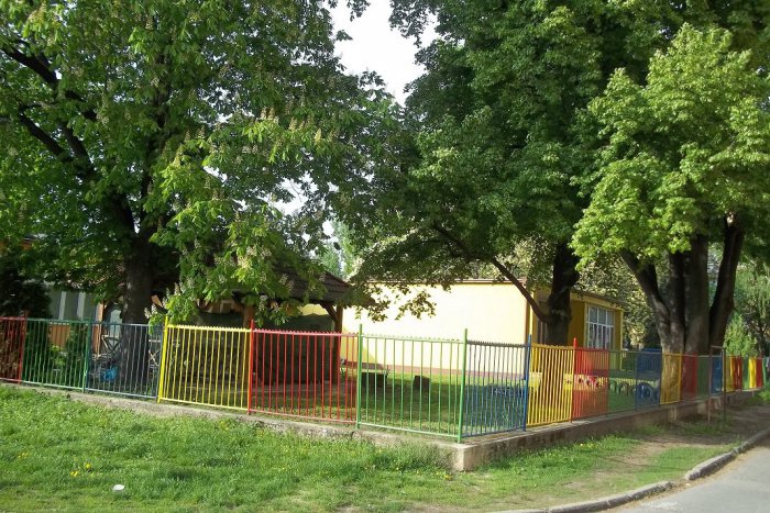 Ilustračný obrázok k článku Budúcnosť detských jaslí v Šali: Radnica chce na opravy získať dotácie