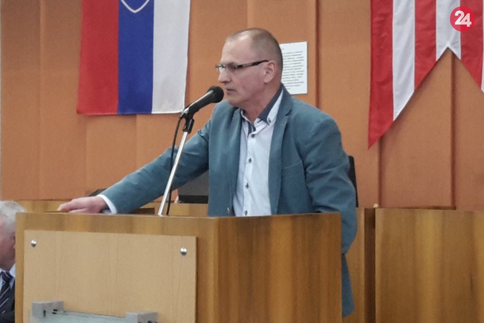 Ilustračný obrázok k článku Mestský kontrolór Považskej si poriadne zavaril: Nafúkal vyše 1 promile