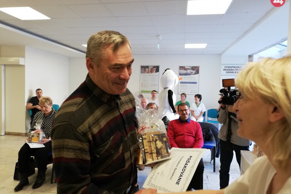 Ilustračný obrázok k článku František zo Spišskej Novej Vsi si zaslúži palec hore: Krv už bol darovať vyše 100-krát