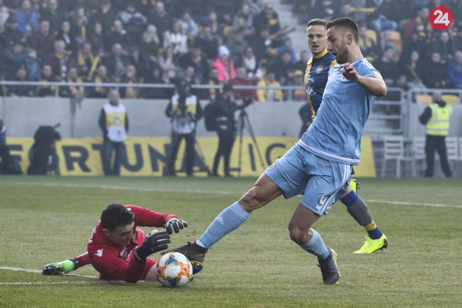 Ilustračný obrázok k článku Futbalový víkend: Spartak hostí DAC, Slovan v Nitre proti Seredi