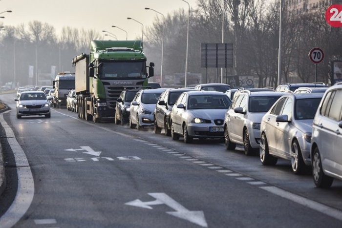 Ilustračný obrázok k článku Rátajte s dopravnými obmedzeniami: Niektoré vetvy križovatky Prievoz krátkodobo uzatvoria