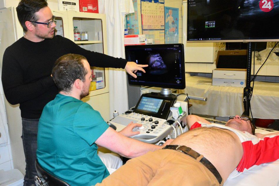 Ilustračný obrázok k článku V Bystrici sa zdokonaľovali desiatky lekárov v odhaľovaní zápalových ochorení, FOTO