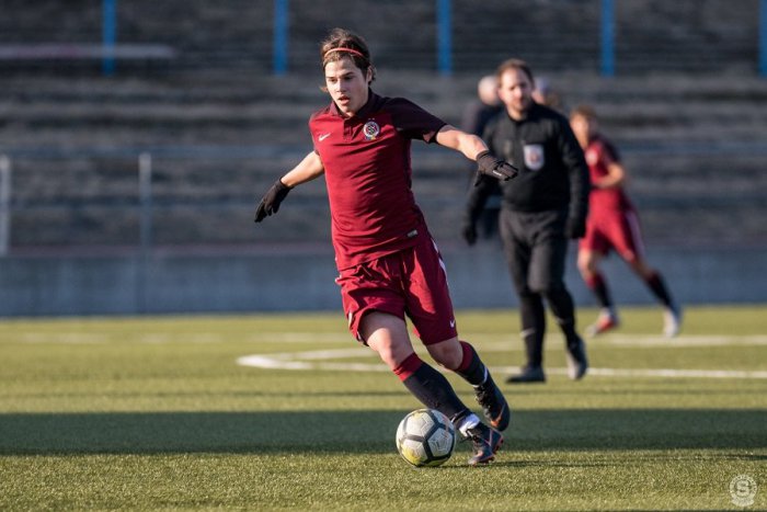 Ilustračný obrázok k článku Žiarsky odchovanec zaujal pražských trénerov: Ziman (16) mieri do Sparty