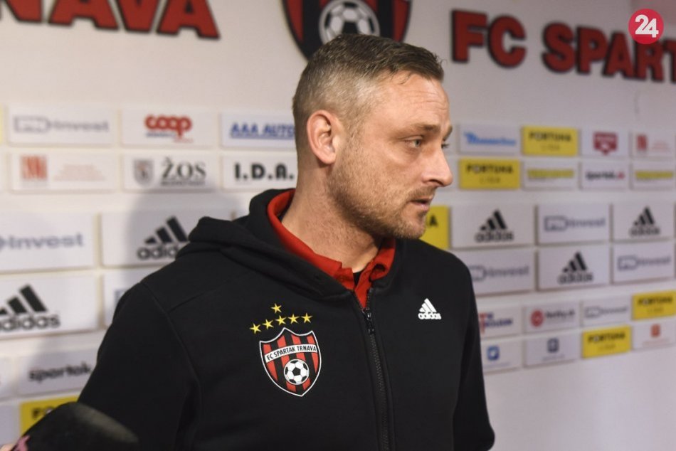 Ilustračný obrázok k článku Trnavčania budú na Slovane bojovať bez fanúšikov: Hráči hovoria o ťažšej situácii