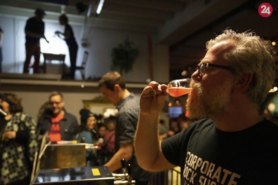 Ilustračný obrázok k článku KURIOZITA DŇA: Islanďania už 30 rokov oslavujú Deň piva