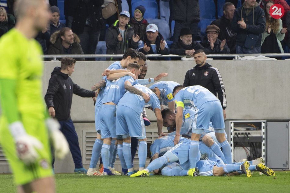 Ilustračný obrázok k článku Slovan vedie o 19 bodov: O titule môže rozhodnúť v nedeľu na žilinskom štadióne